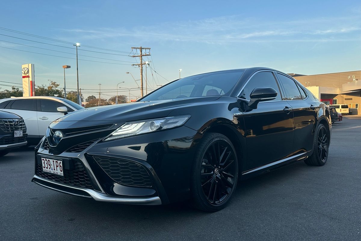 2021 Toyota Camry SX AXVH70R