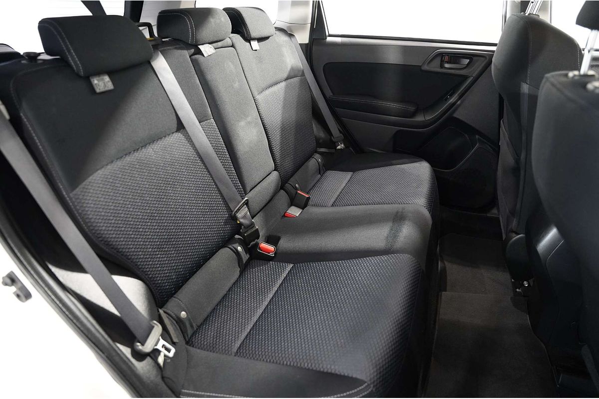 2014 Subaru Forester 2.5i S4
