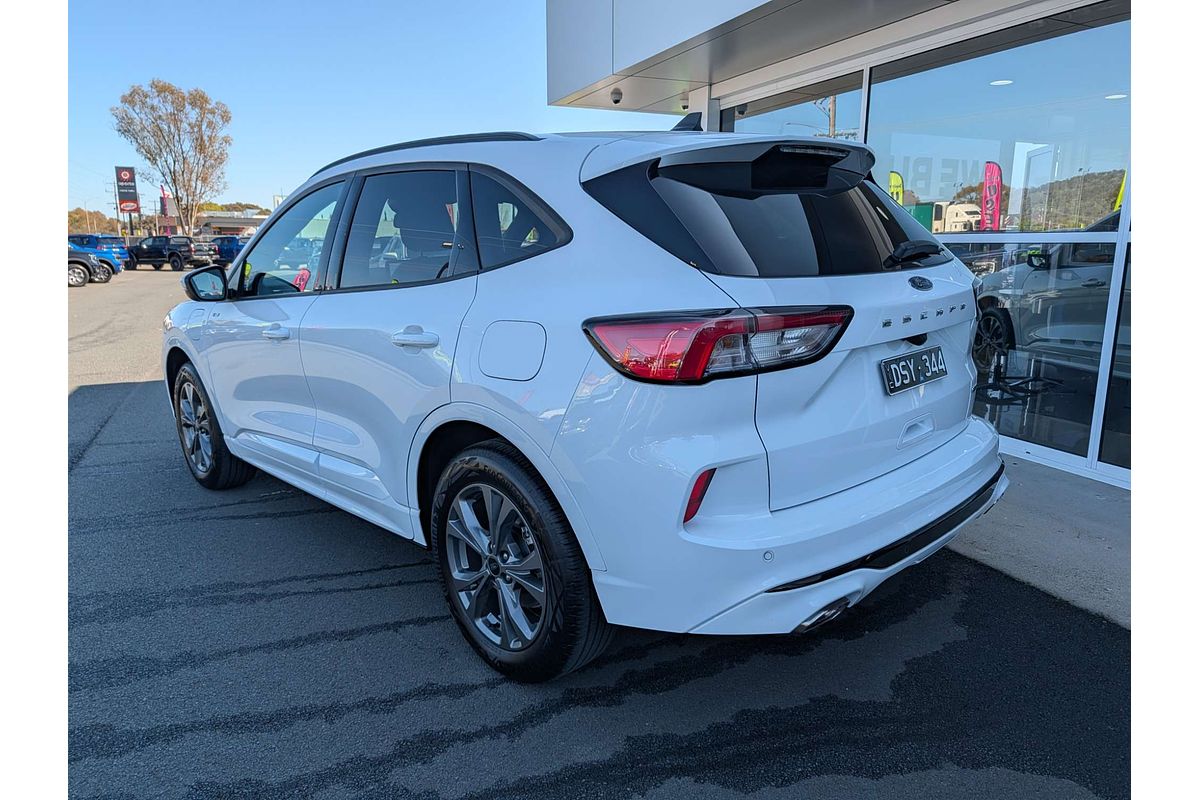 2023 Ford Escape ST-Line PHEV ZH
