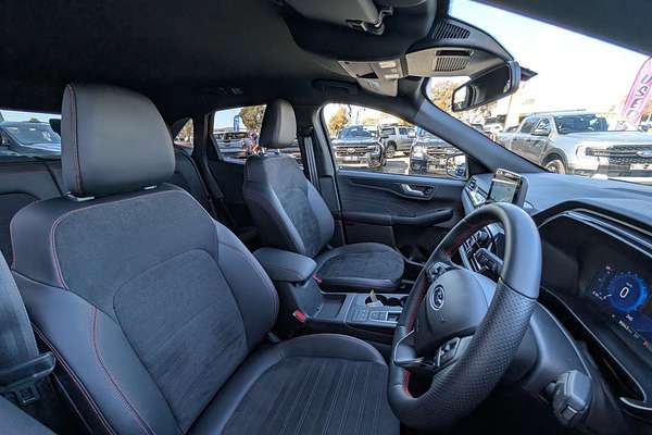 2023 Ford Escape ST-Line PHEV ZH