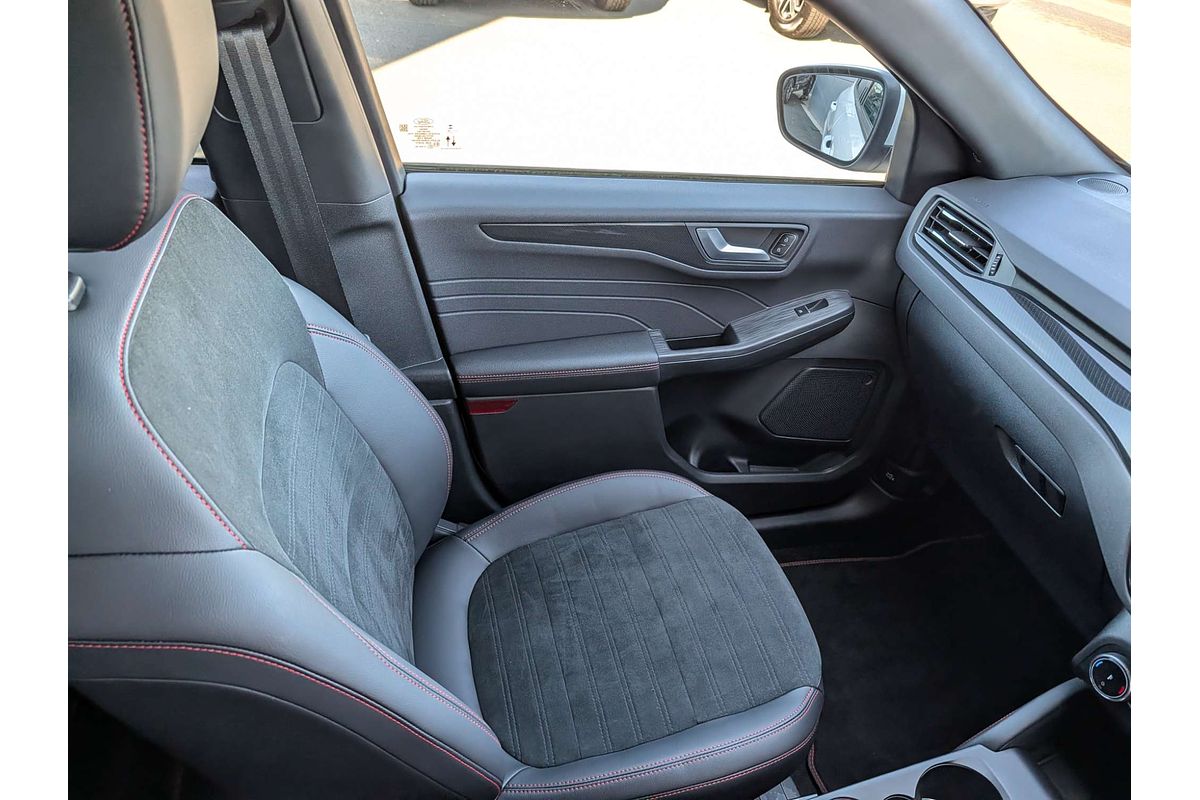 2023 Ford Escape ST-Line PHEV ZH