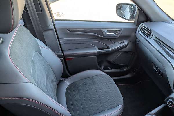 2023 Ford Escape ST-Line PHEV ZH