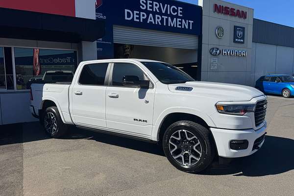 2025 RAM 1500 Laramie Sport Hurricane SO RamBox DT 4X4 SWB