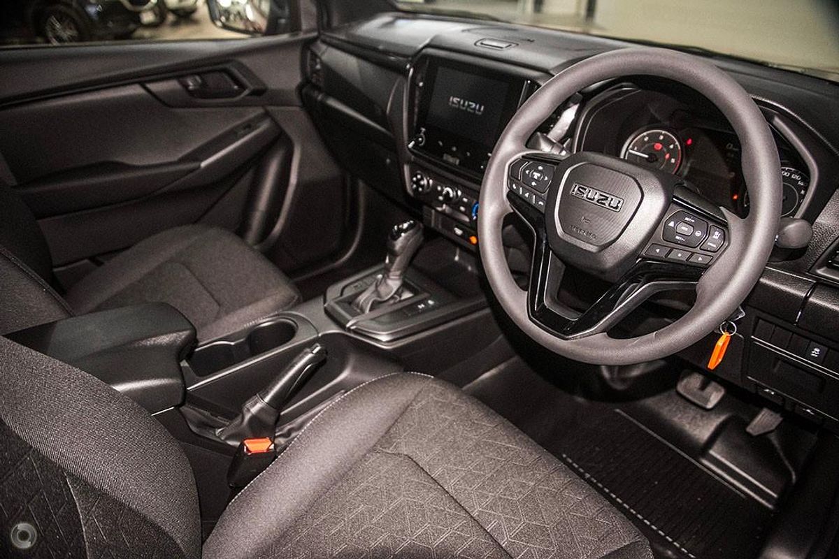 2025 Isuzu D-MAX X-RIDER 4X4