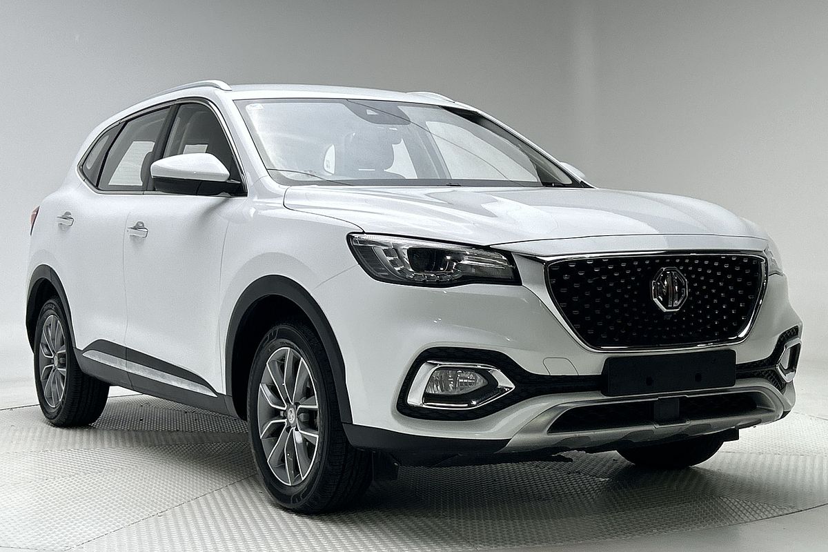 2022 MG HS Vibe SAS23