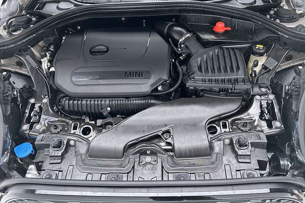 2021 MINI Clubman Cooper S Classic F54 LCI