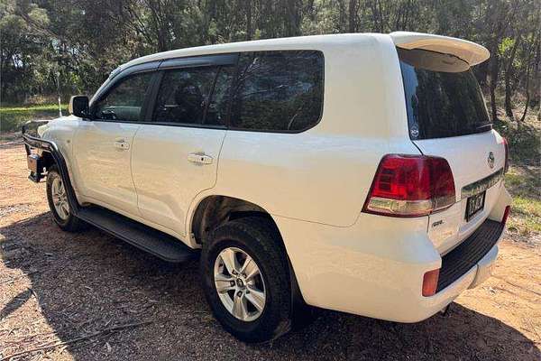 2010 Toyota Landcruiser GXL VDJ200R