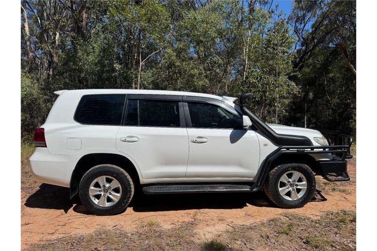 2010 Toyota Landcruiser GXL VDJ200R