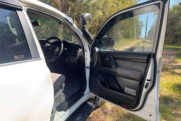 2010 Toyota Landcruiser GXL VDJ200R