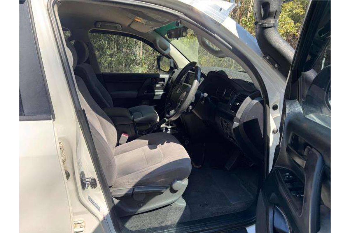2010 Toyota Landcruiser GXL VDJ200R
