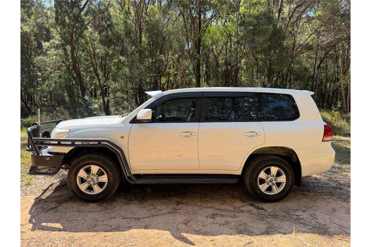 2010 Toyota Landcruiser GXL VDJ200R