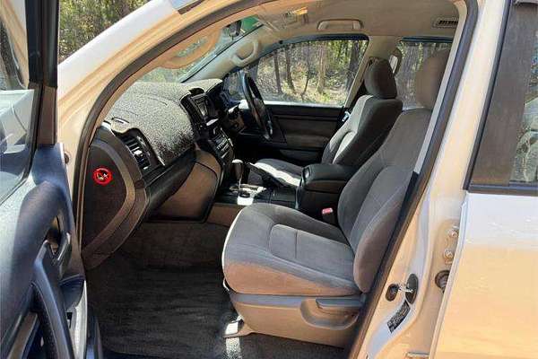 2010 Toyota Landcruiser GXL VDJ200R