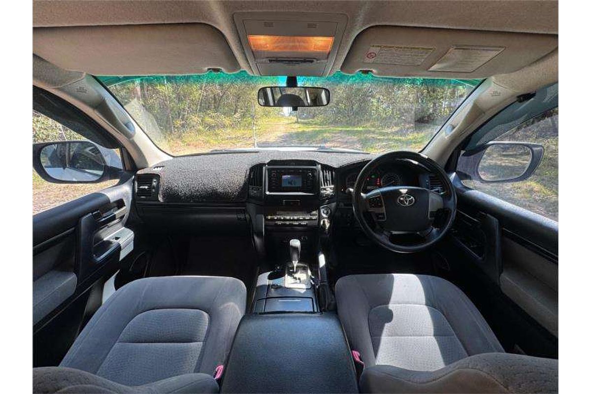 2010 Toyota Landcruiser GXL VDJ200R