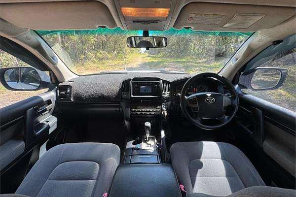 2010 Toyota Landcruiser GXL VDJ200R