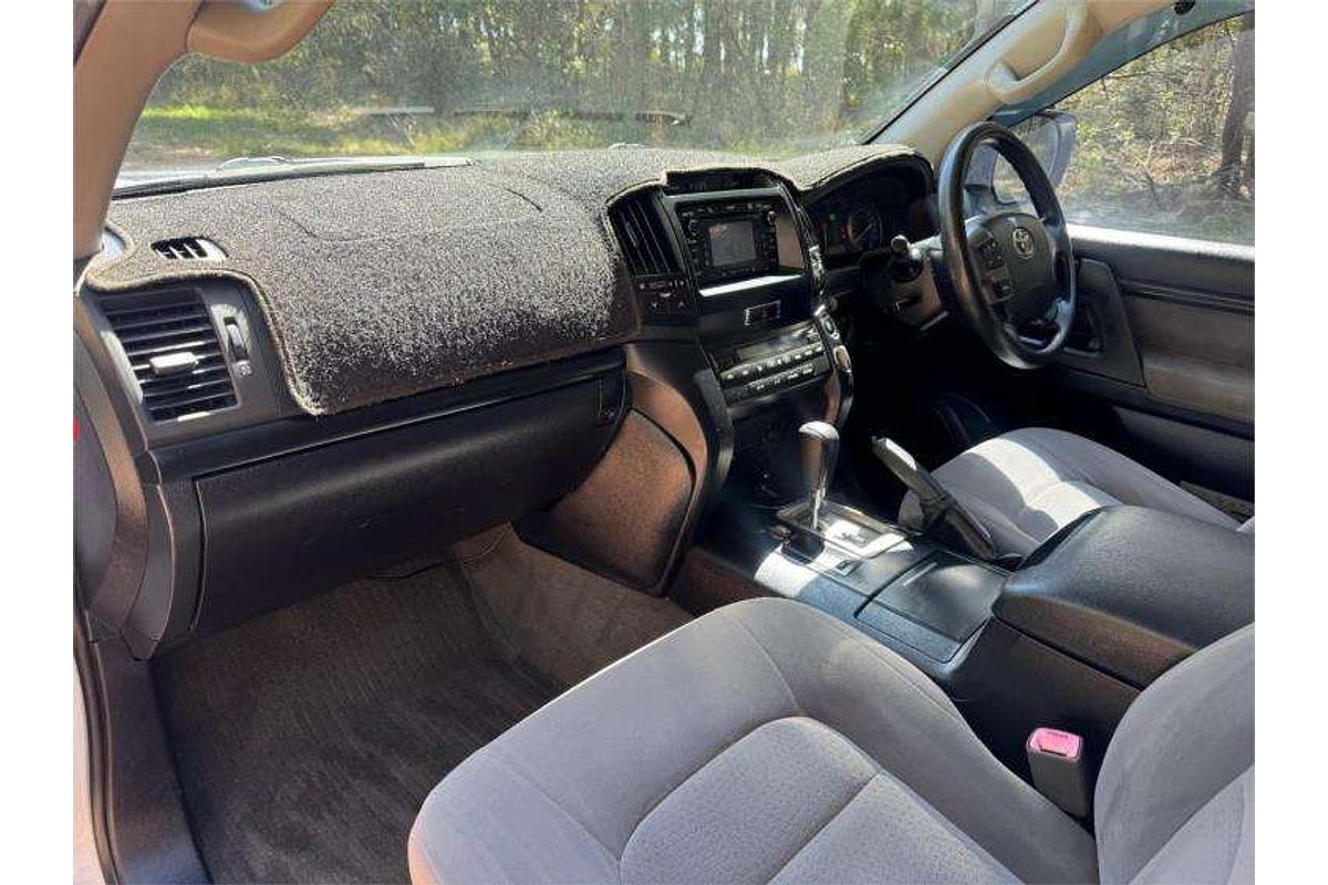 2010 Toyota Landcruiser GXL VDJ200R