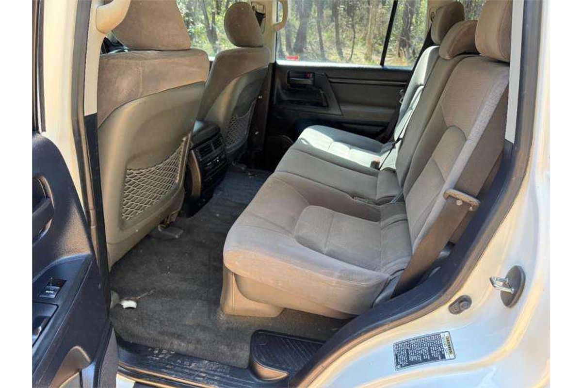 2010 Toyota Landcruiser GXL VDJ200R