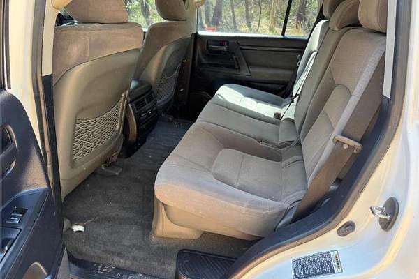 2010 Toyota Landcruiser GXL VDJ200R