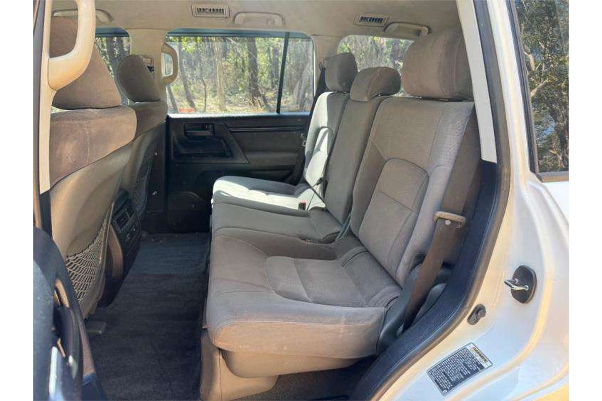 2010 Toyota Landcruiser GXL VDJ200R