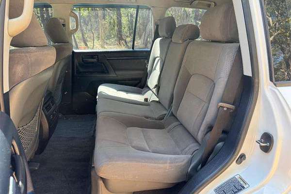 2010 Toyota Landcruiser GXL VDJ200R