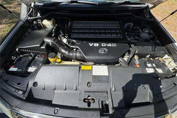 2010 Toyota Landcruiser GXL VDJ200R
