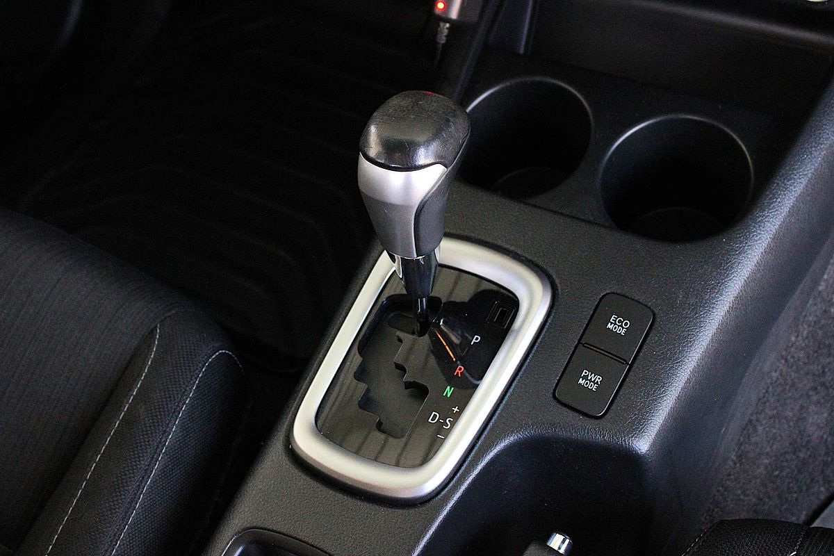 2016 Toyota Hilux SR5 GUN126R 4X4