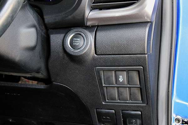 2016 Toyota Hilux SR5 GUN126R 4X4