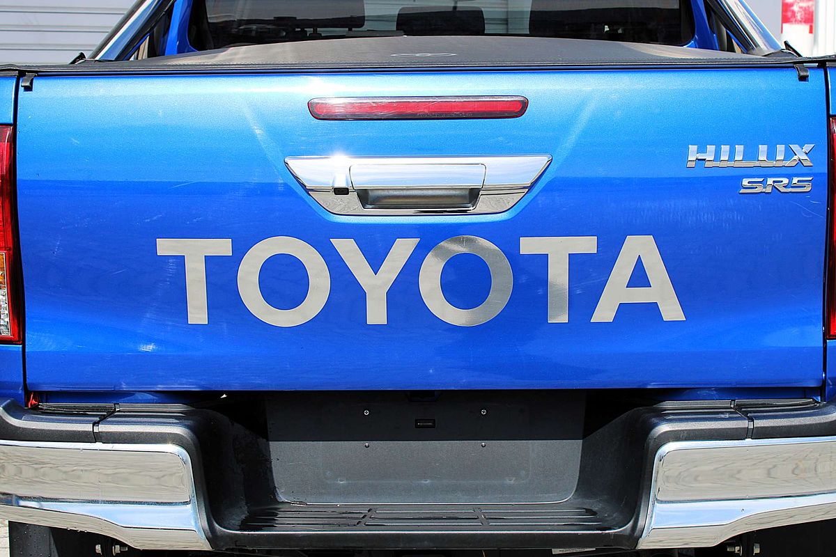 2016 Toyota Hilux SR5 GUN126R 4X4