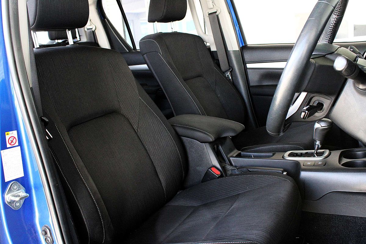 2016 Toyota Hilux SR5 GUN126R 4X4