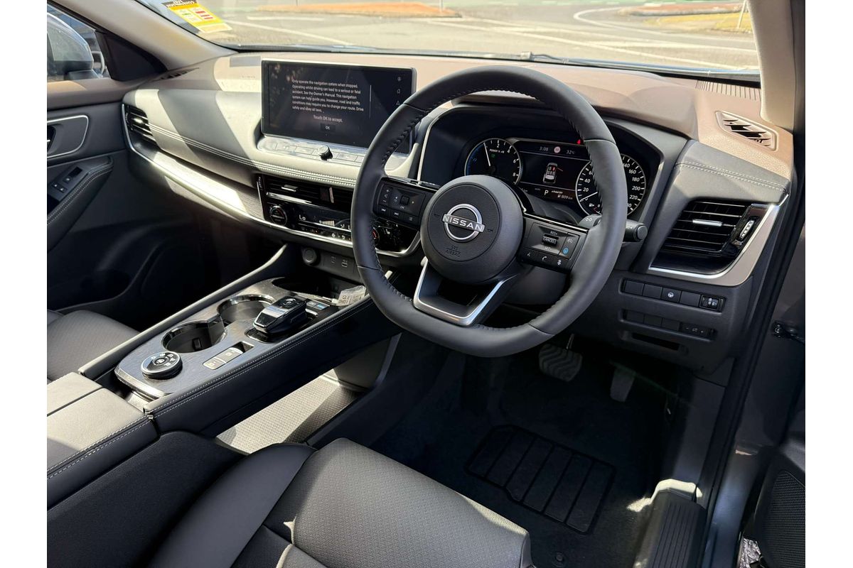 2025 Nissan X-TRAIL ST-L e-POWER T33