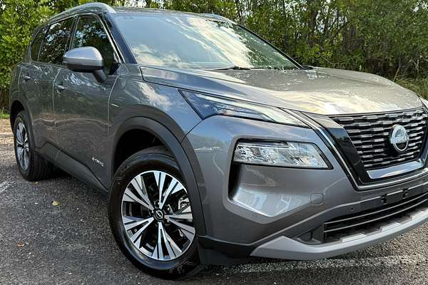 2025 Nissan X-TRAIL ST-L e-POWER T33