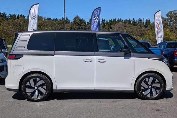 2025 Volkswagen ID. Buzz Pro BEV560 EB SWB