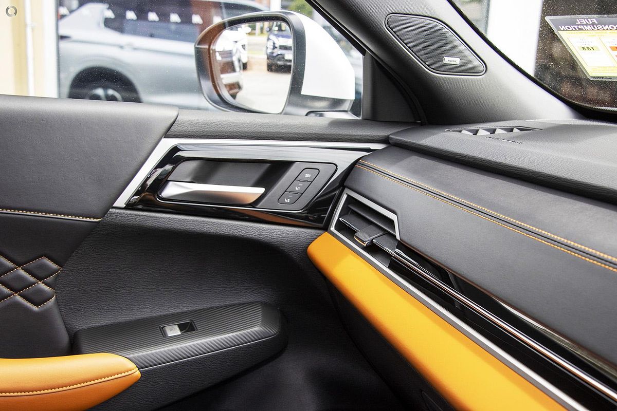 2023 Mitsubishi Outlander Exceed Tourer ZM