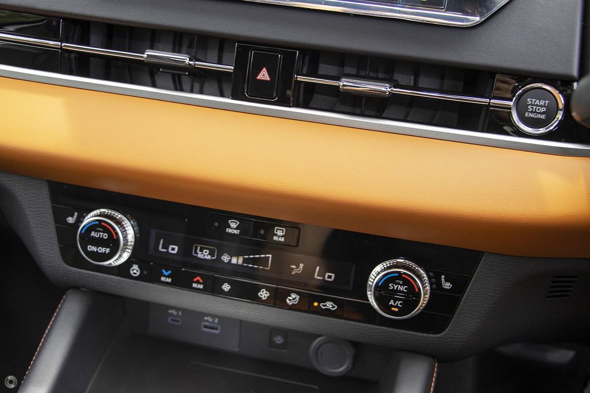 2023 Mitsubishi Outlander Exceed Tourer ZM