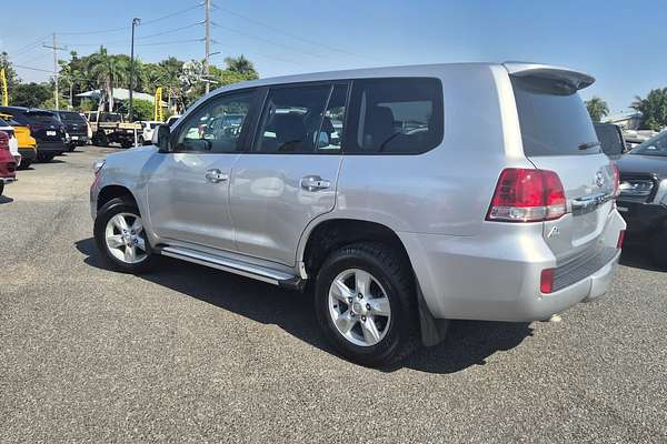 2011 Toyota Landcruiser GXL VDJ200R
