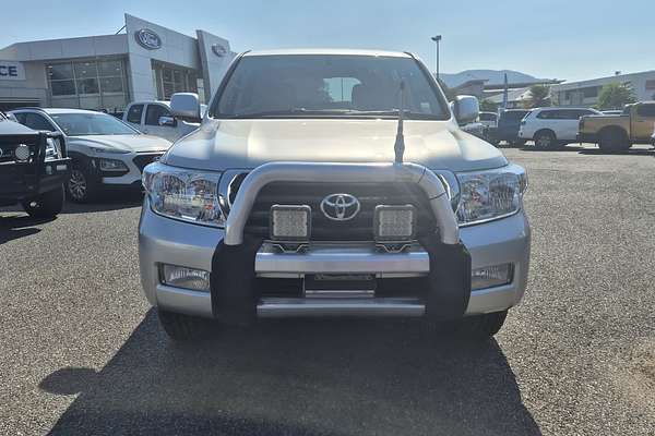 2011 Toyota Landcruiser GXL VDJ200R