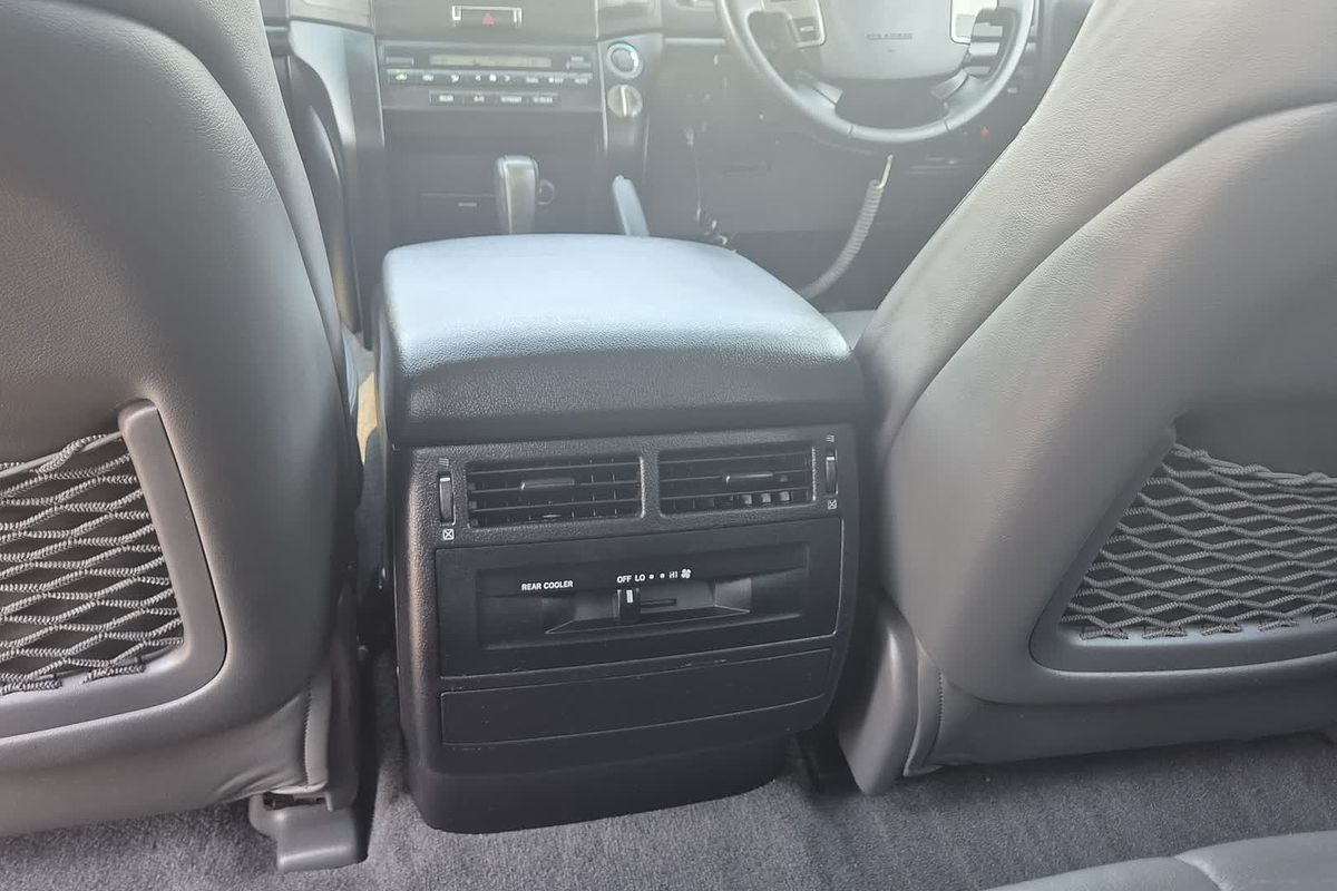 2011 Toyota Landcruiser GXL VDJ200R