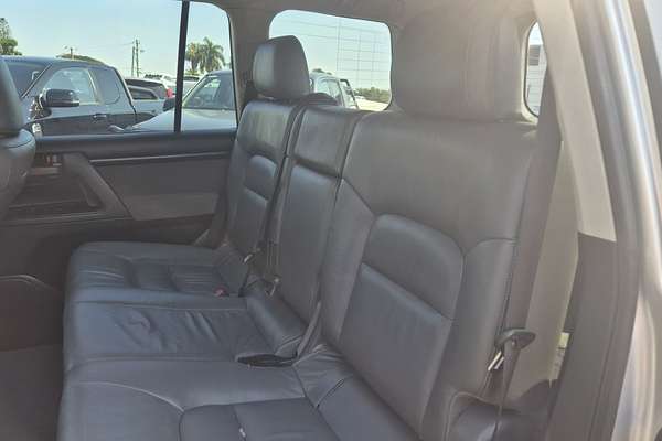 2011 Toyota Landcruiser GXL VDJ200R