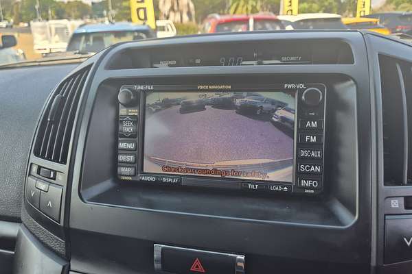 2011 Toyota Landcruiser GXL VDJ200R