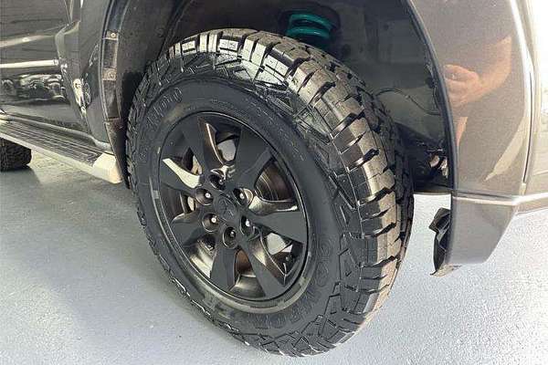 2011 Mitsubishi Pajero GLX NT