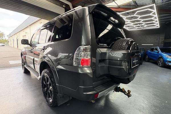 2011 Mitsubishi Pajero GLX NT