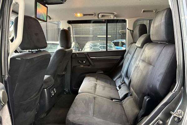 2011 Mitsubishi Pajero GLX NT