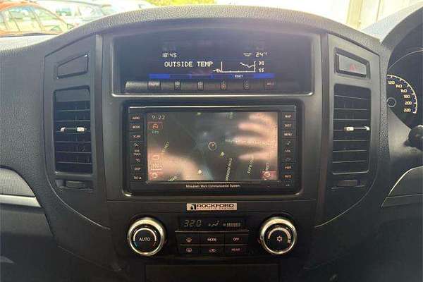 2011 Mitsubishi Pajero GLX NT