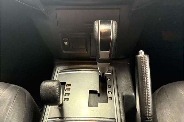 2011 Mitsubishi Pajero GLX NT