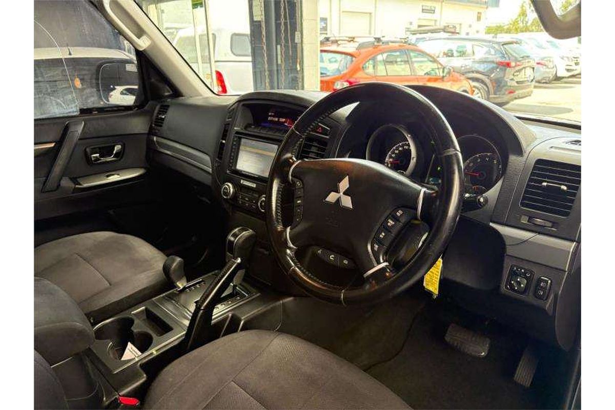 2011 Mitsubishi Pajero GLX NT