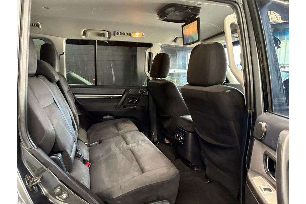 2011 Mitsubishi Pajero GLX NT