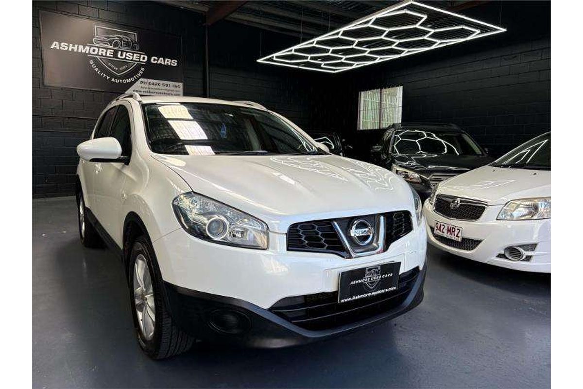 2013 Nissan Dualis +2 ST J10 Series 4