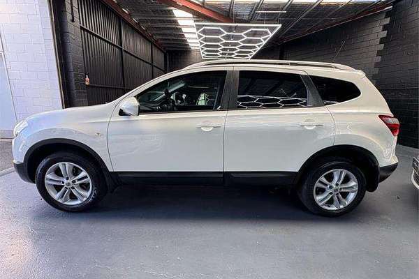 2013 Nissan Dualis +2 ST J10 Series 4