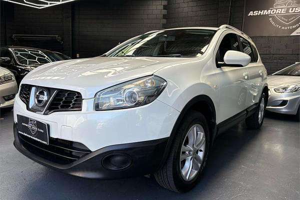 2013 Nissan Dualis +2 ST J10 Series 4