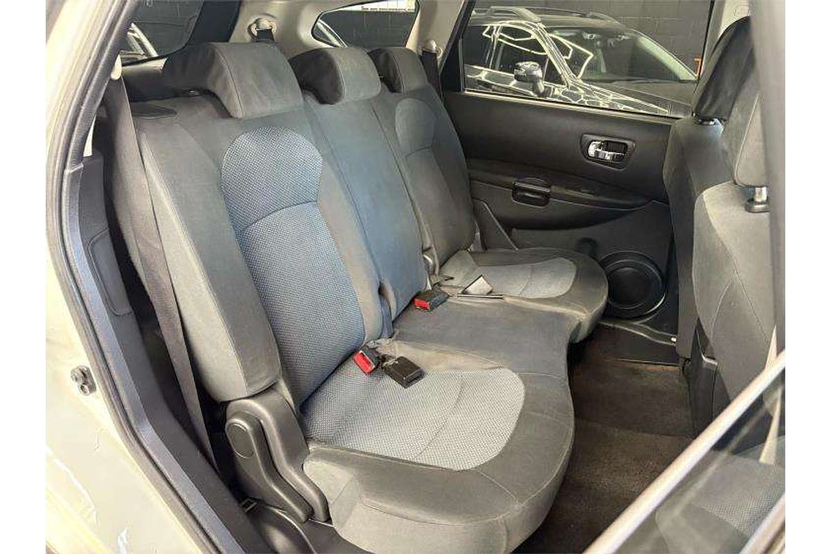 2013 Nissan Dualis +2 ST J10 Series 4