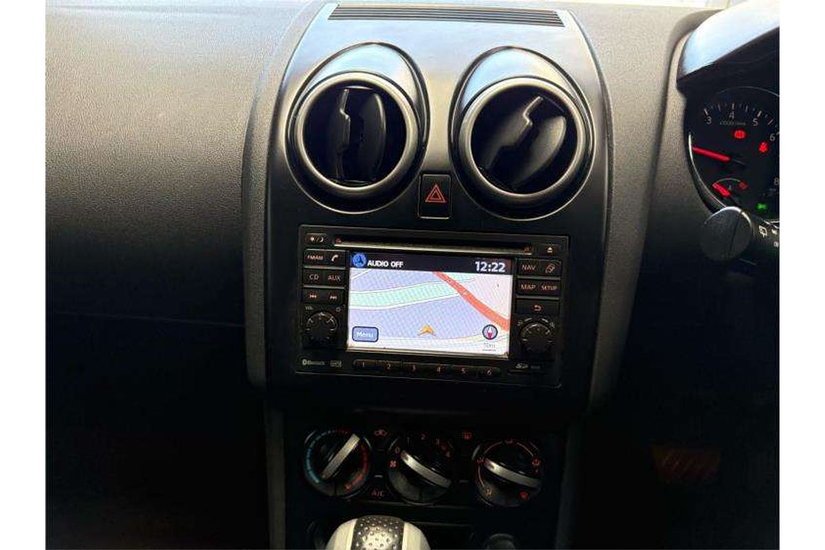 2013 Nissan Dualis +2 ST J10 Series 4